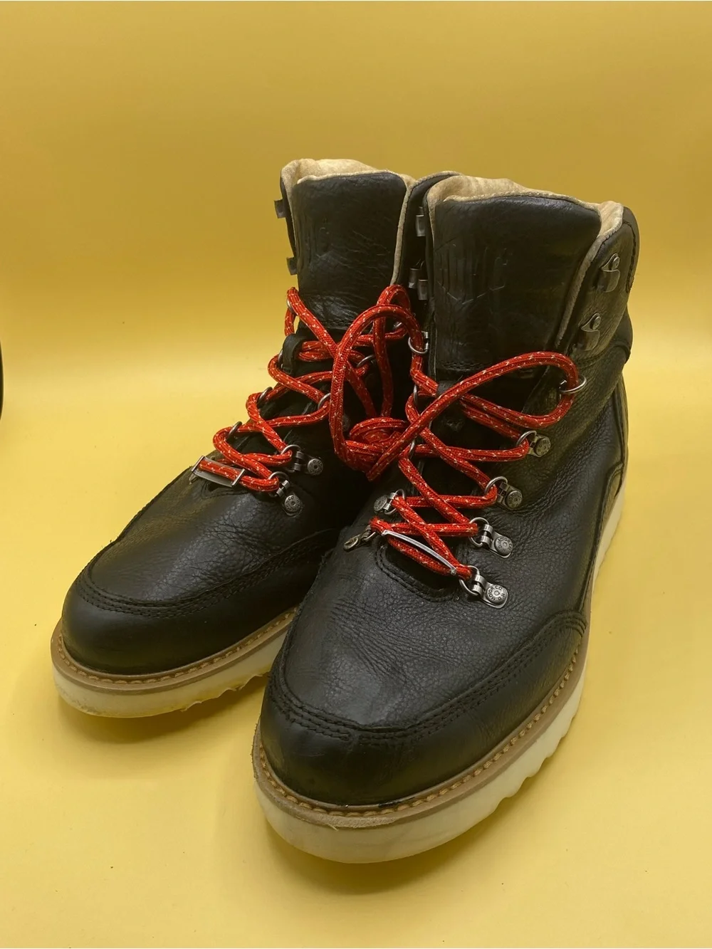 Harley-Davidson Black Leather Boots with Red Laces